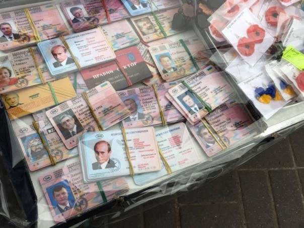 Гостям "Евровидения" предлагают сувениры с Путиным