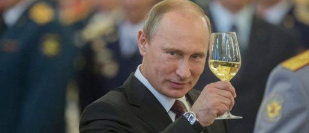 Путин поздравил глав СНГ и граждан Грузии и Украины с Днём Победы