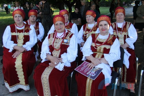 Сводка от НМ ЛНР 7 мая 2017. Отличившиеся бойцы Комендантского полка ЛНР получили медали и повышение по службе Сводка от НМ ЛНР 7 мая 2017. Отличившиеся бойцы Комендантского полка ЛНР получили медали и повышение по службе