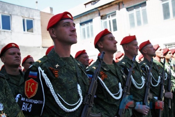 Сводка от НМ ЛНР 7 мая 2017. Отличившиеся бойцы Комендантского полка ЛНР получили медали и повышение по службе Сводка от НМ ЛНР 7 мая 2017. Отличившиеся бойцы Комендантского полка ЛНР получили медали и повышение по службе