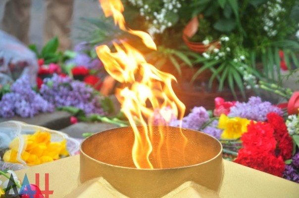 День Победы на Саур-Могиле