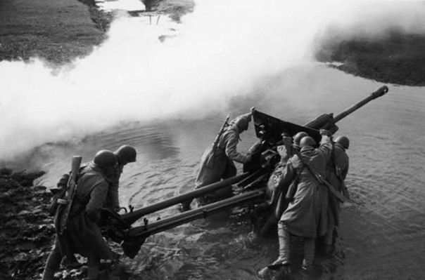 Сдача Берлина — пролог капитуляции фашистской Германии Сдача Берлина — пролог капитуляции фашистской Германии