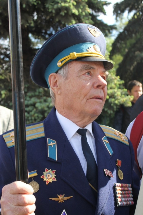 День Победы в Запорожье: Так с кем нам примиряться-то? День Победы в Запорожье: Так с кем нам примиряться-то?