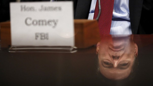 Трамп уволил директора ФБР