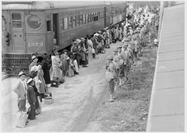 Украинство против интернирования японцев в США