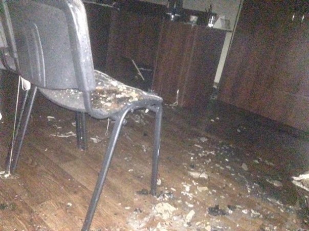 На Днепропетровщине подожгли два офиса Оппоблока