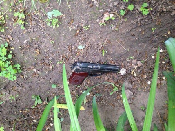 Охрана Яроша расстреляла таксиста за отказ ответить на «Слава Украине» Охрана Яроша расстреляла таксиста за отказ ответить на «Слава Украине»