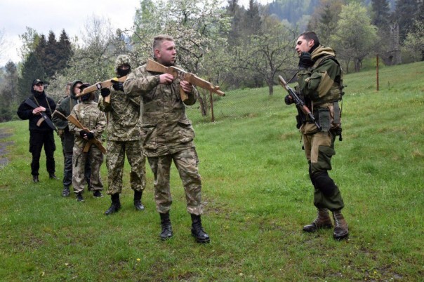 Укрофашисты продолжают подготовку вооруженного подполья на территории Украины