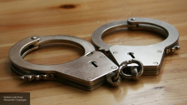 Женщина избила инспектора за протокол о неправильной парковке в Москве Женщина избила инспектора за протокол о неправильной парковке в Москве