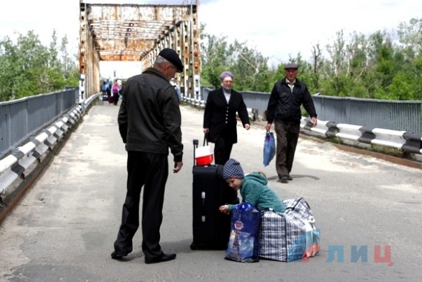 Сводка от НМ ЛНР 18 мая 2017. Киев вновь сорвал разведение сил у Станицы Луганской Сводка от НМ ЛНР 18 мая 2017. Киев вновь сорвал разведение сил у Станицы Луганской