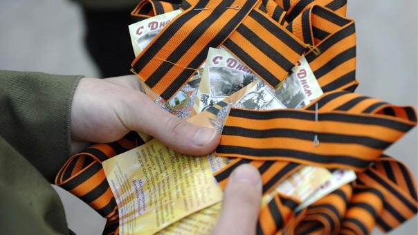 О борцах с русским православием на Украине. Киев "возбуждает" массовку. Ростислав Ищенко