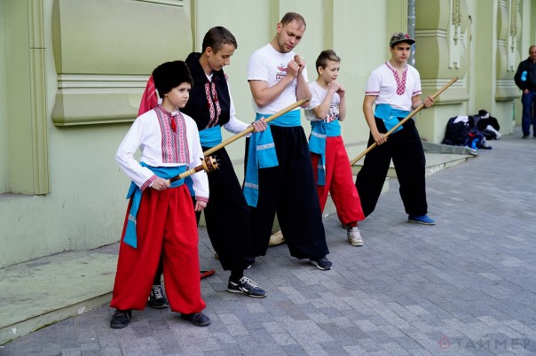 Редеют ряды вывшиванок. И даже Боевой Гопак не помогает Редеют ряды вывшиванок. И даже Боевой Гопак не помогает