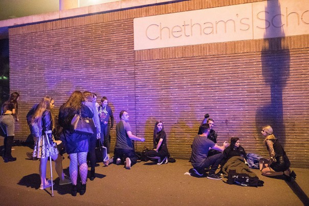 Теракт на стадионе в Манчестере: 19 погибших, около 50 раненых Теракт на стадионе в Манчестере: 19 погибших, около 50 раненых