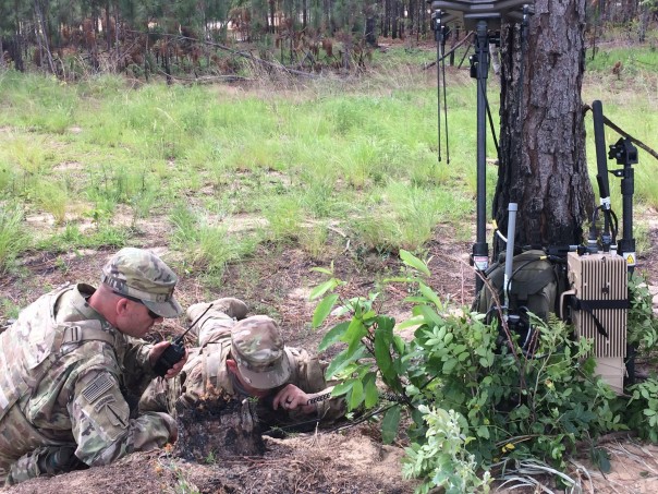 Американские военные испытали противодронную завесу
