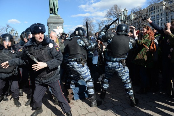 Второй участник несогласованного митинга в Москве получил 1,5 года колонии