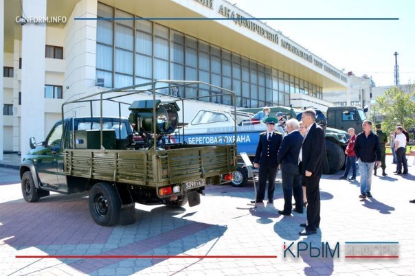 В Крыму прошла выставка техники и вооружения Пограничной службы