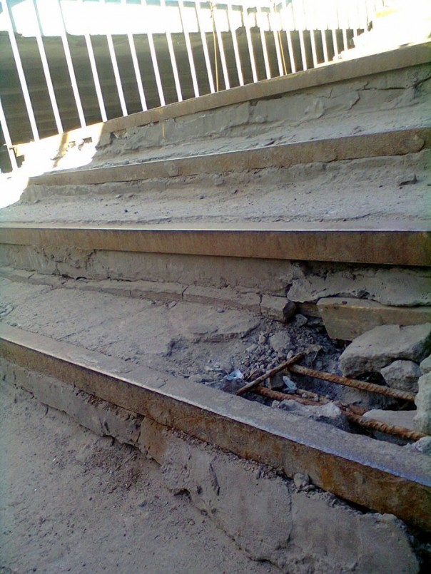 Новости страны "уставших мостов"... и торжественно открытых сортиров