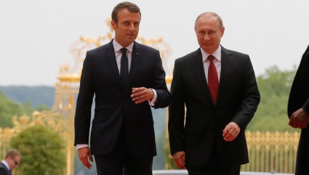 Пресс-конференция Путина и Макрона по итогам переговоров в Версале