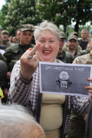 День Победы в Запорожье: Так с кем нам примиряться-то? День Победы в Запорожье: Так с кем нам примиряться-то?