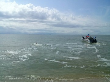 В честь Дня Победы: экстремальный заплыв спортсменов ДНР и России