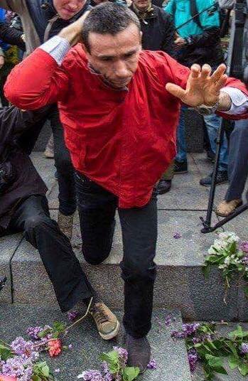 Нацисты схватили киевлянина, давшего отпор боевикам 9 мая Нацисты схватили киевлянина, давшего отпор боевикам 9 мая