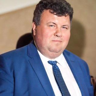 Студент из Львова добился демонтажа Красной звезды со стенда в честь героев Великой Отечественной в Киеве Студент из Львова добился демонтажа Красной звезды со стенда в честь героев Великой Отечественной в Киеве