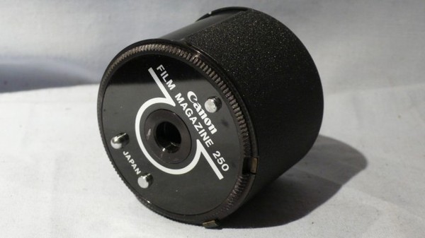 Как раньше выглядела "флешка" на восемь гигабайт? Как раньше выглядела "флешка" на восемь гигабайт?