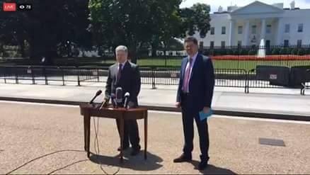 Как и предполагалась, Порошенко ездил сфотографироваться Как и предполагалась, Порошенко ездил сфотографироваться