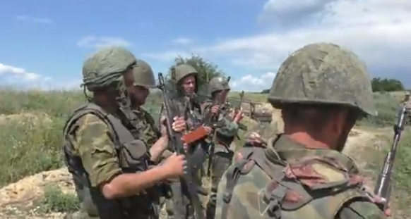 На линии фронта. Подборка видео из Новороссии 22-06-2017. Укрофашисты оставили ещё одну позицию без боя