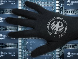 Немецкая разведка годами прослушивала Белый дом, Госдеп и NASA