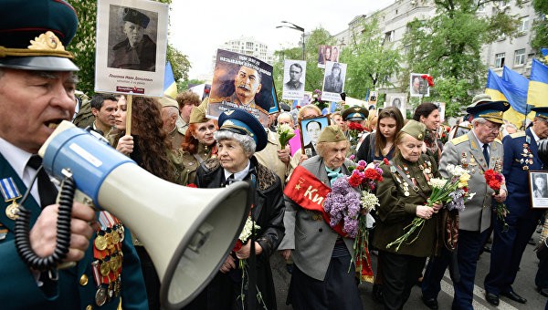 Дмитрий Гордон: Всё, что делают украинские националисты, делается по указанию из Кремля Дмитрий Гордон: Всё, что делают украинские националисты, делается по указанию из Кремля