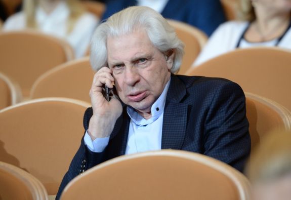 У адвоката Генри Резника сильно бомбануло и он покинул МГЮА из‑за мемориальной доски Сталину