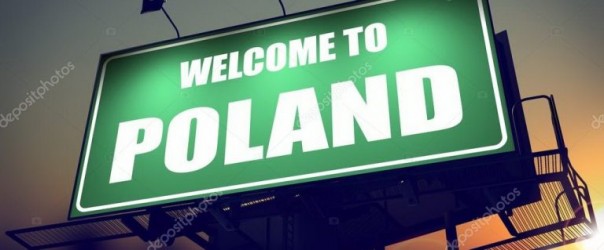 «Домой, курвы!» — поляки разгромили дом, где живут украинские гастарбайтеры