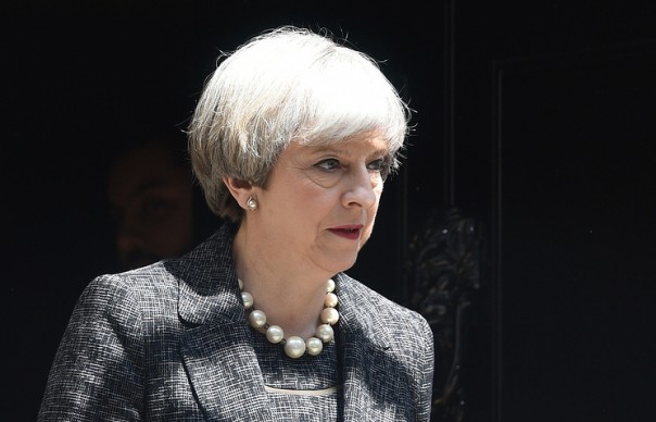 Тереза Мэй стала Theresa Dismay: премьер-министр провалила выборы и идет к королеве. Вместо отставки Мэй сформирует правительство