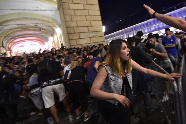 Около 600 человек пострадали в давке на финальном матче Лиги чемпионов