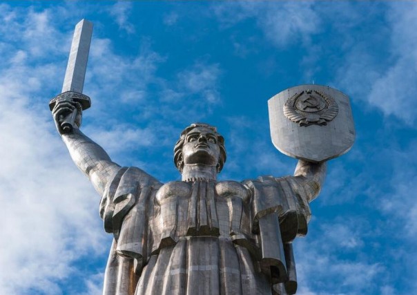 Не место иконе в публичном доме. Юлия Витязева Не место иконе в публичном доме. Юлия Витязева