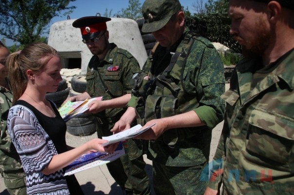 Сводка от НМ ЛНР 5 июня 2017. Укрофашисты за сутки шесть раз нарушили "режим тишины", выпустили почти 200 боеприпасов Сводка от НМ ЛНР 5 июня 2017. Укрофашисты за сутки шесть раз нарушили "режим тишины", выпустили почти 200 боеприпасов