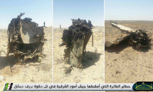 Проамериканские исламисты сбили истребитель МиГ-21 в Сирии в пустыне восточнее Дамаска. [18+] 