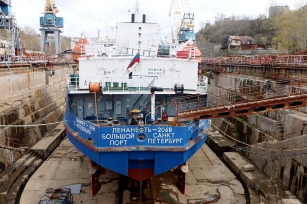 Порошенко угробил, Путин восстановил: завод в Крыму благодарит президента