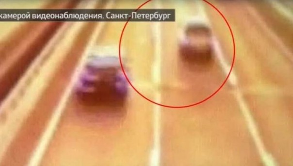 Питерский байкер не заметил, как потерял на полном ходу 12 миллионов