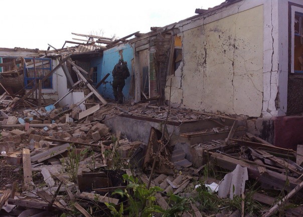 Желобок под контролем Народной милиции, но полностью уничтожен артиллерией ВСУ Желобок под контролем Народной милиции, но полностью уничтожен артиллерией ВСУ