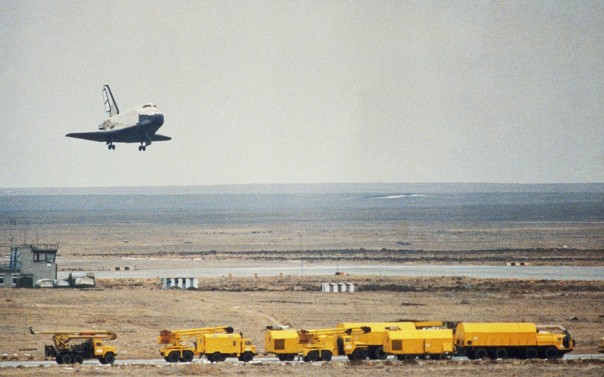 "Волчья стая": как смерть охотилась на экипаж "Бурана"