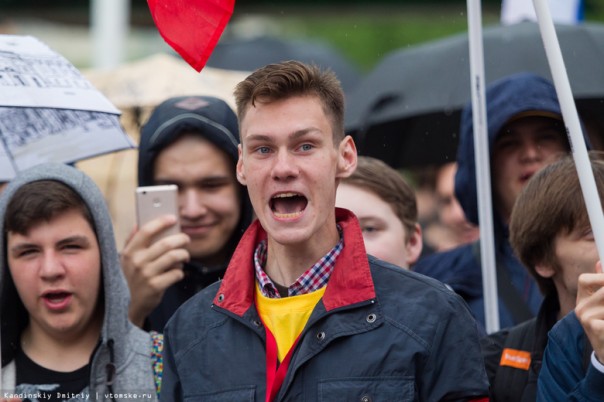 Убожество борцунов только поднимает рейтинг Путина Убожество борцунов только поднимает рейтинг Путина