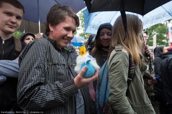 Убожество борцунов только поднимает рейтинг Путина Убожество борцунов только поднимает рейтинг Путина