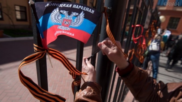 ДНР: Украина отказалась от истории, запретив Георгиевские ленты