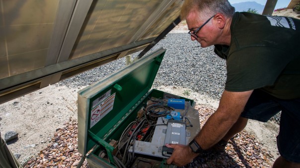 Сейсмологи США: разлом Сан-Андреас — он как водитель-придурок, который несется по трассе быстрее всех. Сейсмологи США: разлом Сан-Андреас — он как водитель-придурок, который несется по трассе быстрее всех.