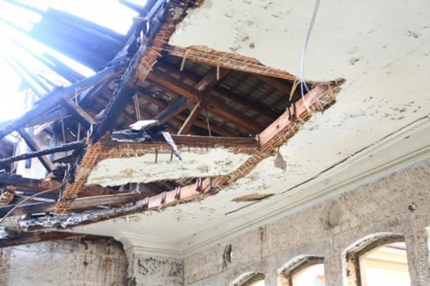 Ни штаба, ни ВМС, ни будущего... В Одессе сгорел будущий штаб ВМС Ни штаба, ни ВМС, ни будущего... В Одессе сгорел будущий штаб ВМС