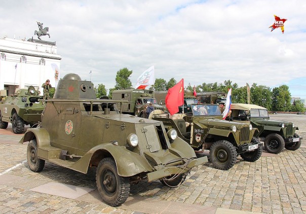 Из Москвы стартовал первый бронепробег до Бреста