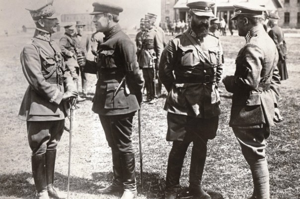 Одержимая революцией: как Украина 100 лет доказывает свою независимость Одержимая революцией: как Украина 100 лет доказывает свою независимость