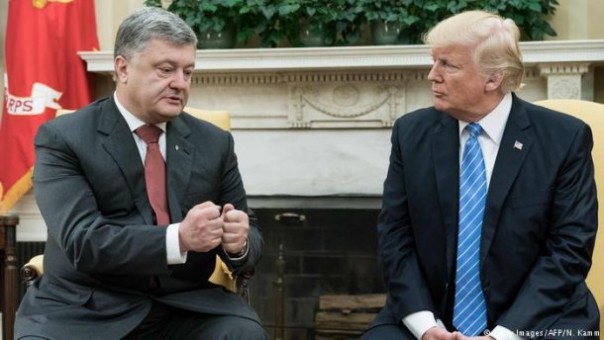 Теперь ясно зачем Трамп принимал у себя Порошенко